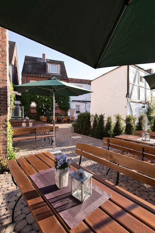 Hotel Zum Roten Tore Luneburg Exterior photo